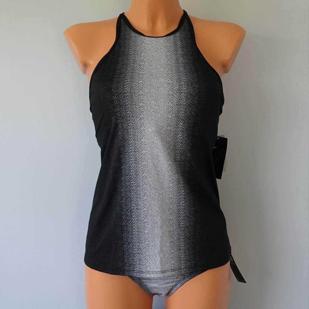 Nike 2 Piece White Pulse Tankini Set Size Large